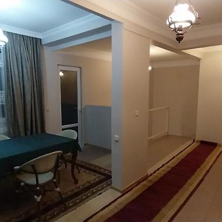 Hostel Gomani Batumi Exterior foto