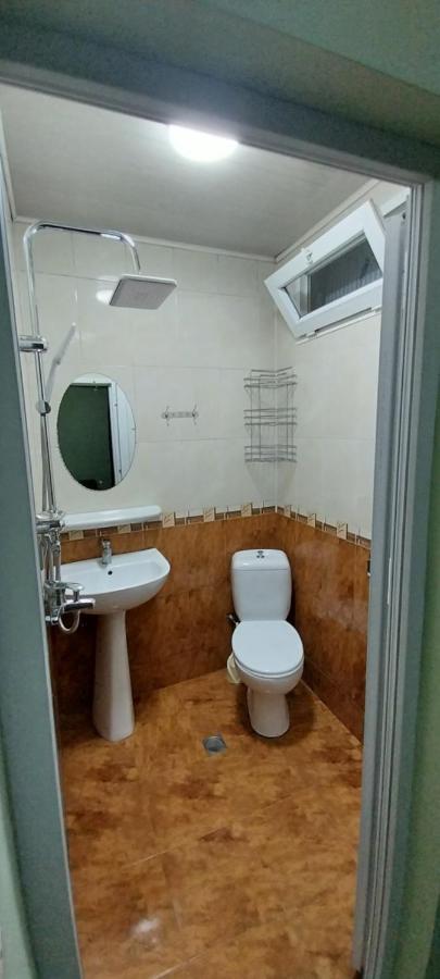 Hostel Gomani Batumi Exterior foto